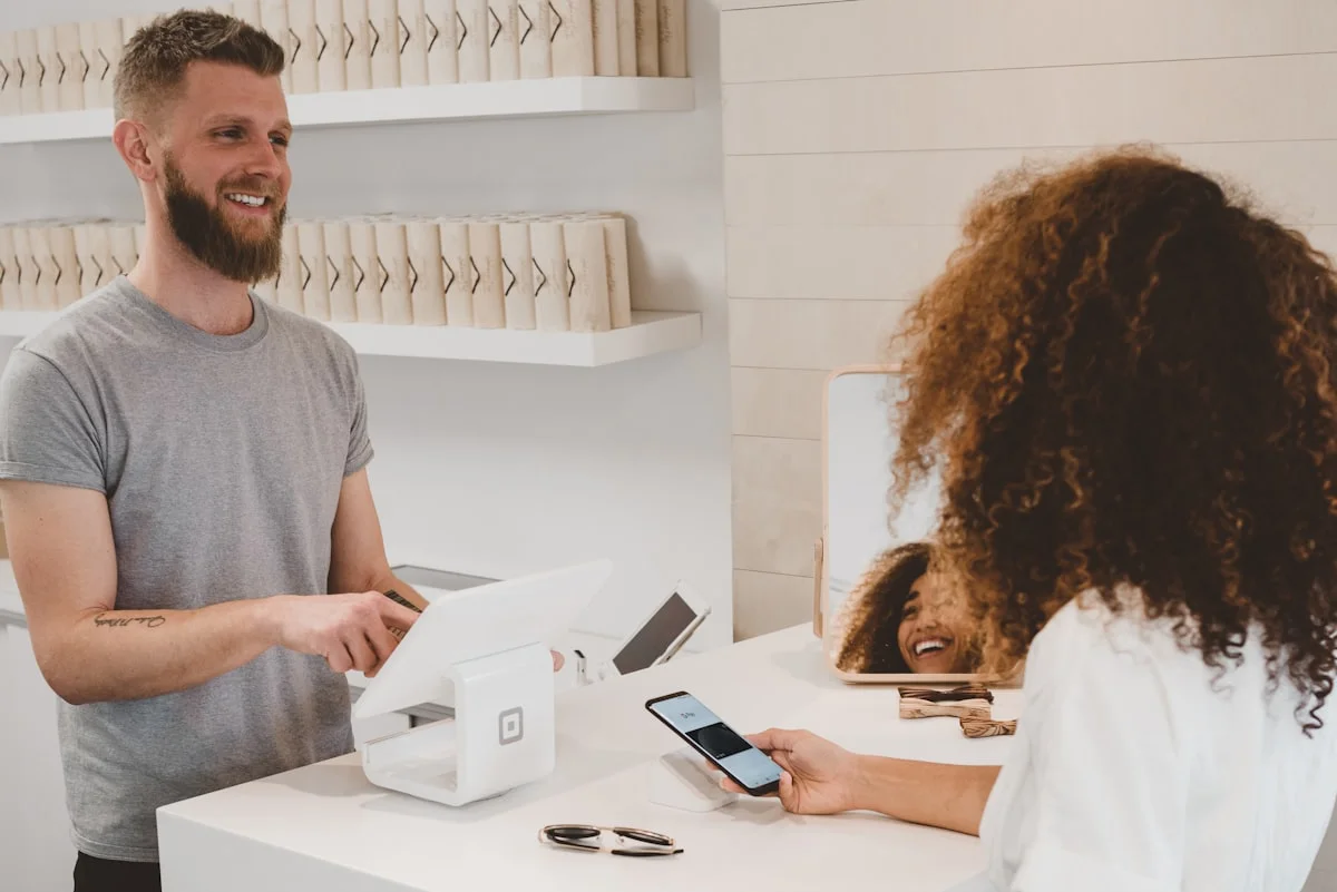 E-commerce and retail fulfilment logistics